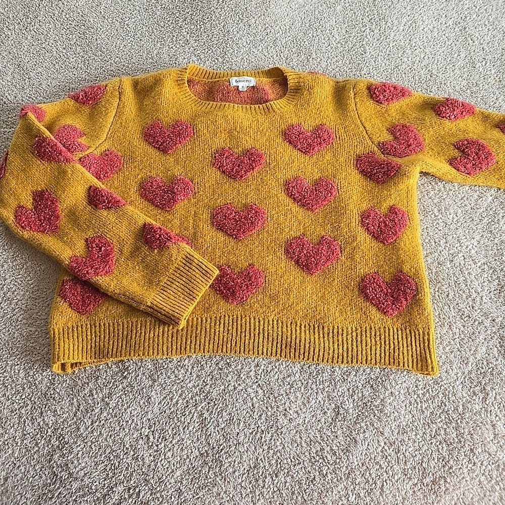 & MERCI Yellow W/Pink Fuzzy Hearts Sweater Women's Sz S Cropped Oversized Boho